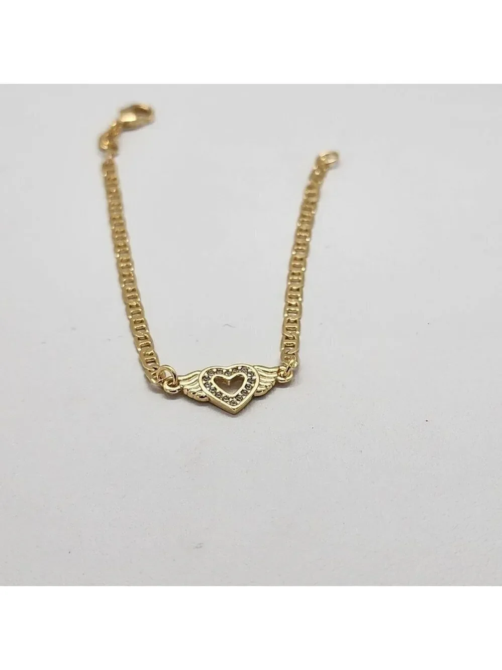 Brand New Brazilian 18k Gold Filled Heart with Wings Bracelet